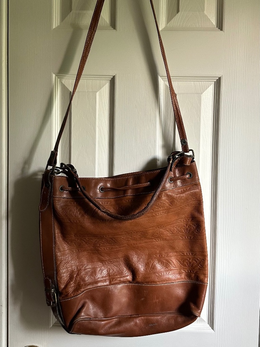 Francesco Biasia Bucket Drawstring Bag Brown Leather Buckle Shoulder Straps